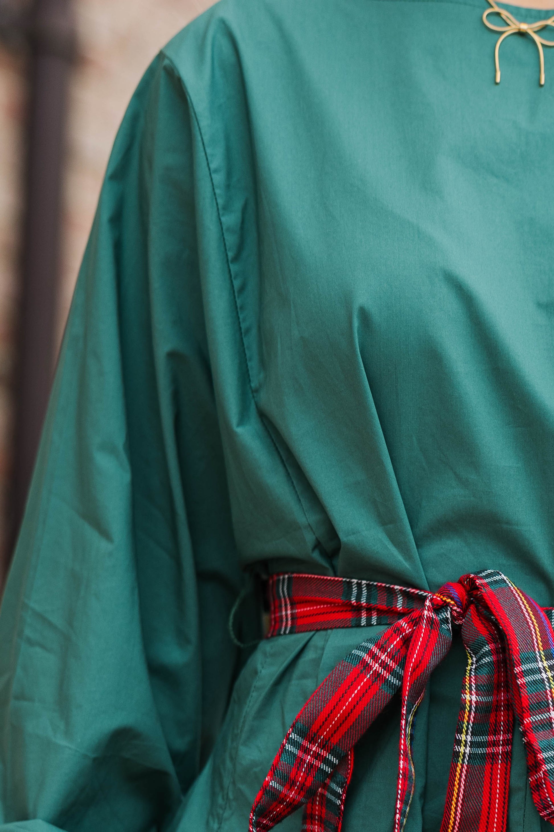 Vestido con vuelo verde esmeralda Stay Close